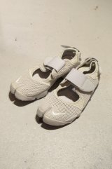 NIKE AIR RIFT -deadstock- が入荷いたしました 