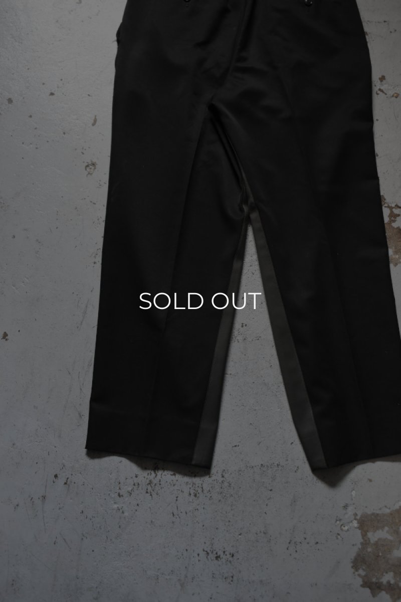 画像16: 〚TEXTURES〛 Inside Stripe Slacks -Black×Olive- (16)