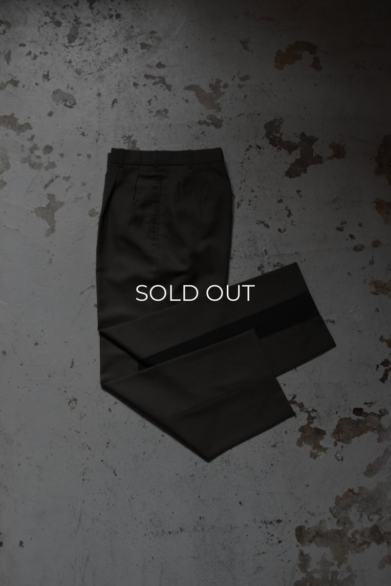 画像6: 〚TEXTURES〛 Inside Stripe Slacks -Olive×Black- (6)