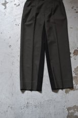 画像9: 〚TEXTURES〛 Inside Stripe Slacks -Olive×Black- (9)