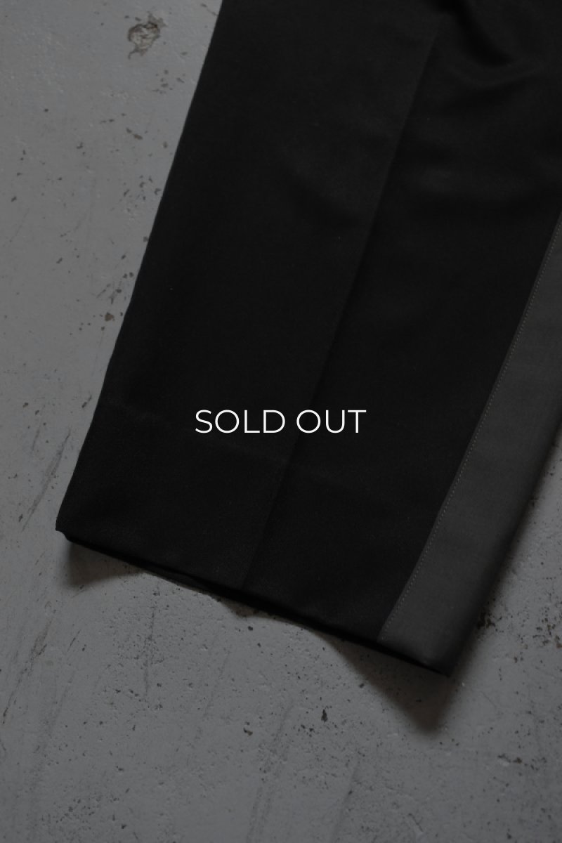 画像11: 〚TEXTURES〛 Inside Stripe Slacks -Black×Olive- (11)