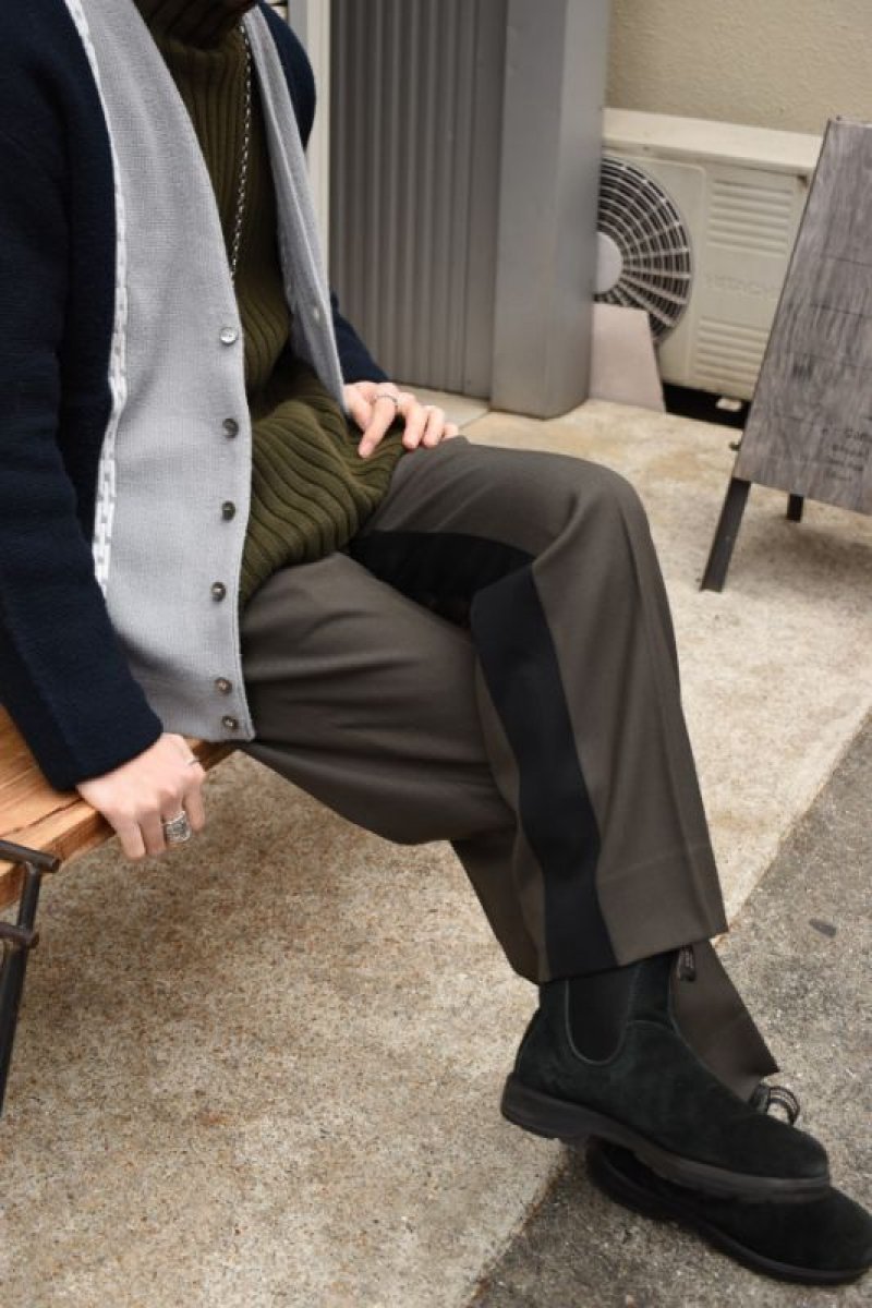 画像1: 〚TEXTURES〛 Inside Stripe Slacks -Olive×Black-
