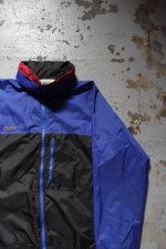 画像6: 90's Columbia nylon jacket (6)