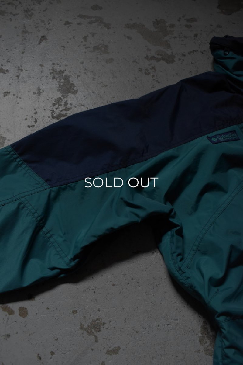 画像12: 90's Columbia nylon P/O jacket (12)