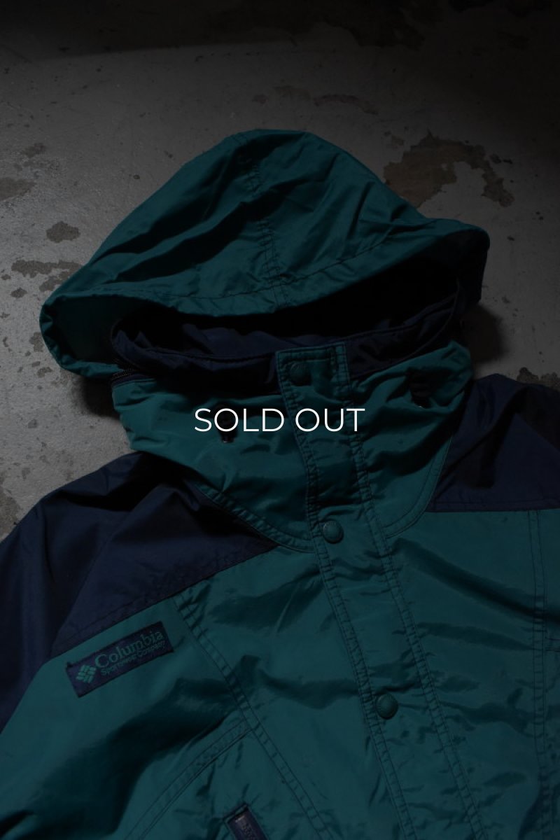 画像9: 90's Columbia nylon P/O jacket (9)