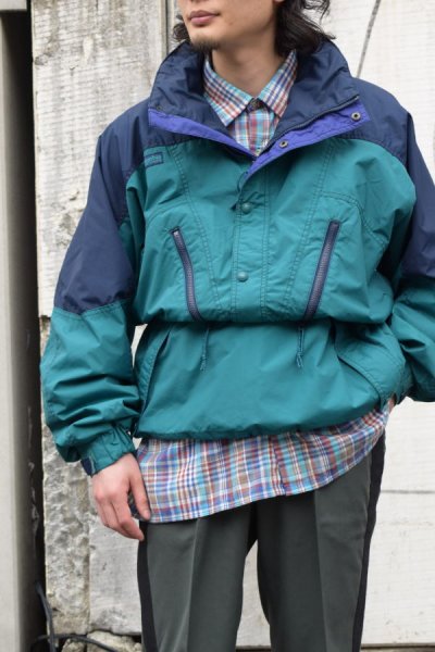 画像1: 90's Columbia nylon P/O jacket