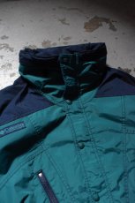 画像8: 90's Columbia nylon P/O jacket (8)