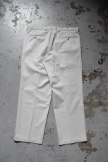 画像14: DOCKERS 2-tuck chino trousers (14)