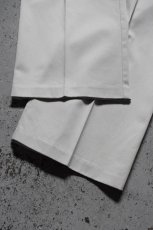 画像13: DOCKERS 2-tuck chino trousers (13)