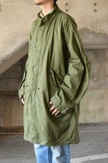 画像2: [DEADSTOCK] 70's US ARMY M-65 Fishtail Parka (2)