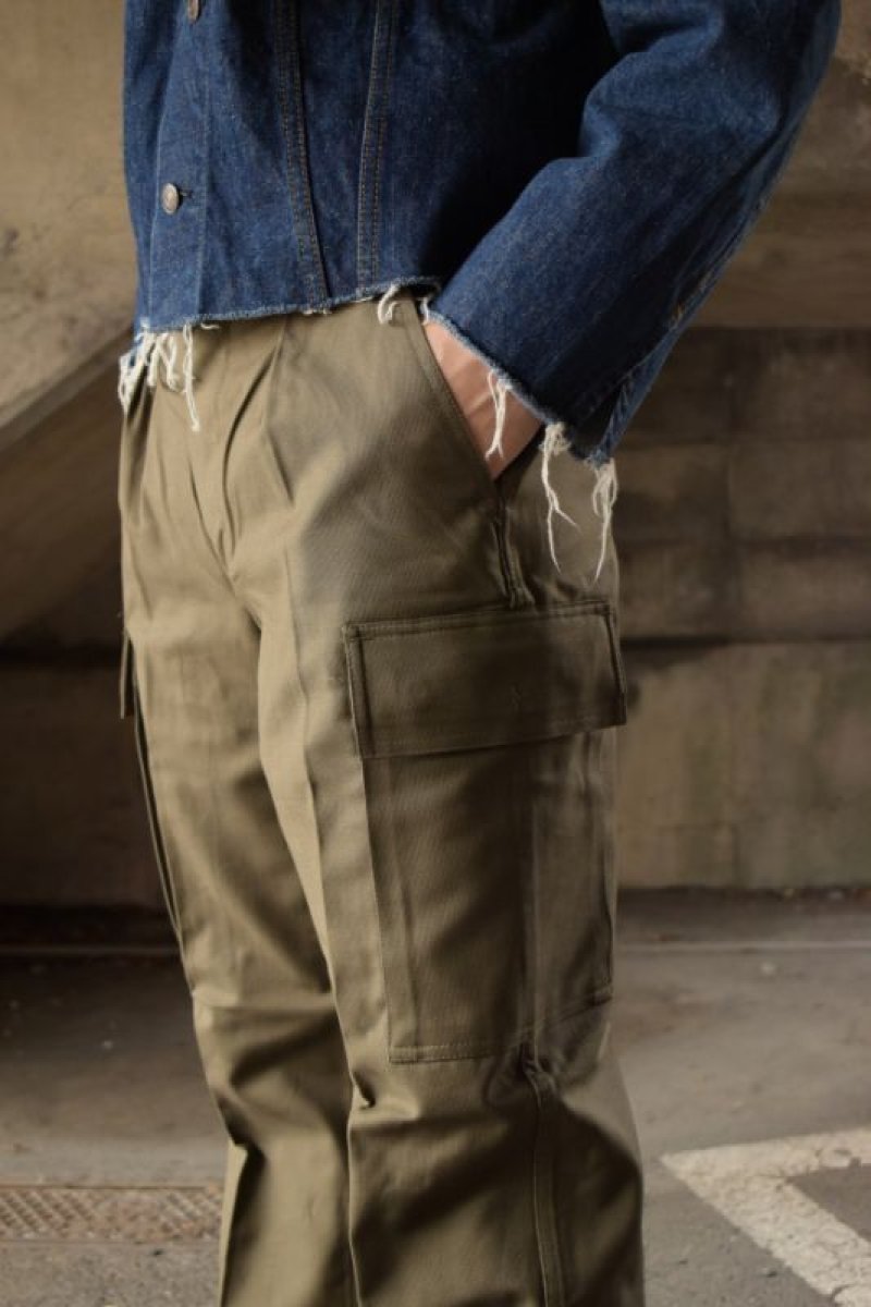画像3: [DEADSTOCK] 80-90's GERMAN ARMY Moleskin Cargo Pants
