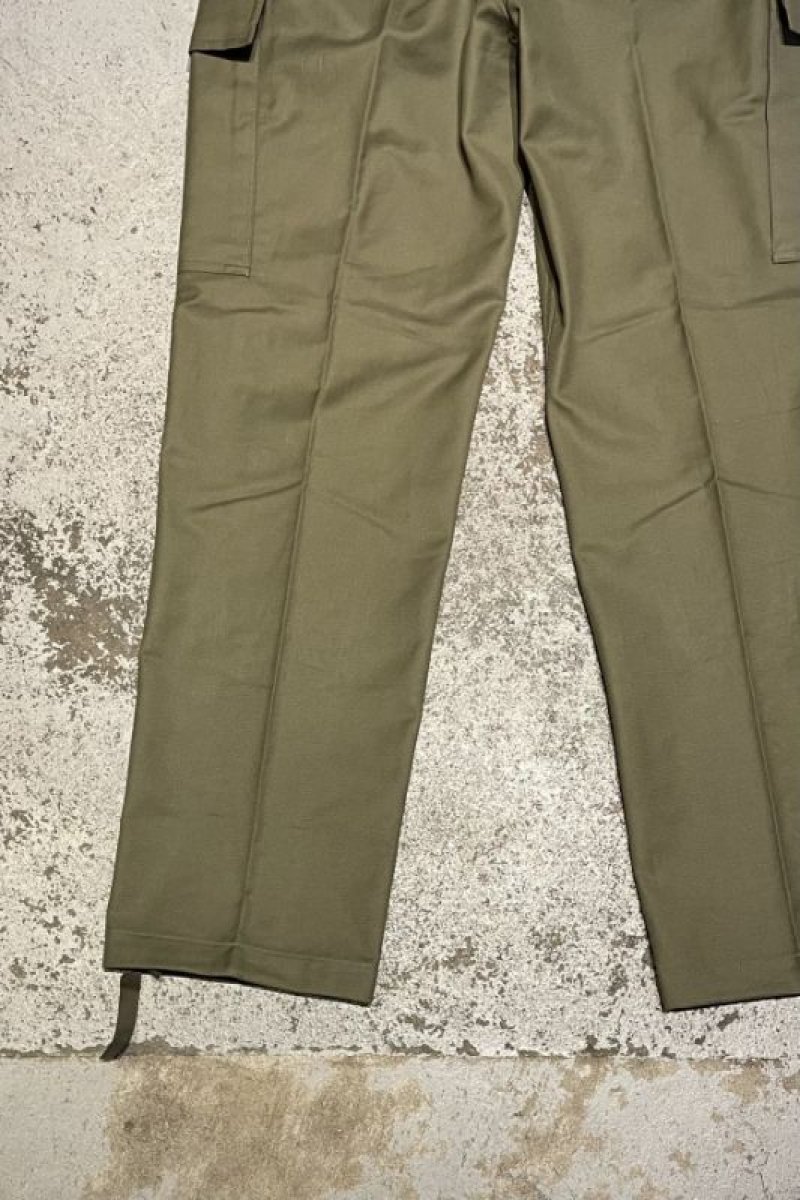 画像21: [DEADSTOCK] 80-90's GERMAN ARMY Moleskin Cargo Pants (21)