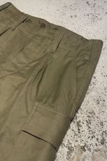 画像11: [DEADSTOCK] 80-90's GERMAN ARMY Moleskin Cargo Pants (11)