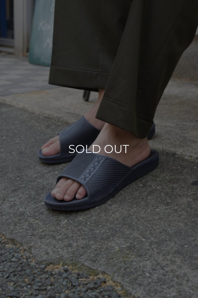 画像12: [DEADSTOCK] GERMAN MILITARY shower sandal  (12)