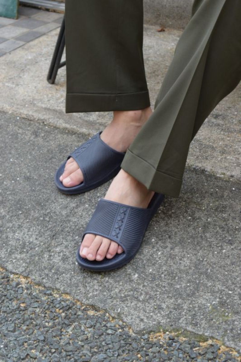 画像11: [DEADSTOCK] GERMAN MILITARY shower sandal  (11)