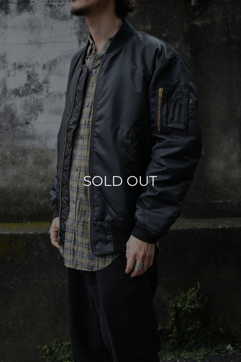 画像3: [DEADSTOCK] 90's CONCORD by ALPHA INDUSTRIES MA-1 flight jacket -BLACK/ORANGE- (3)