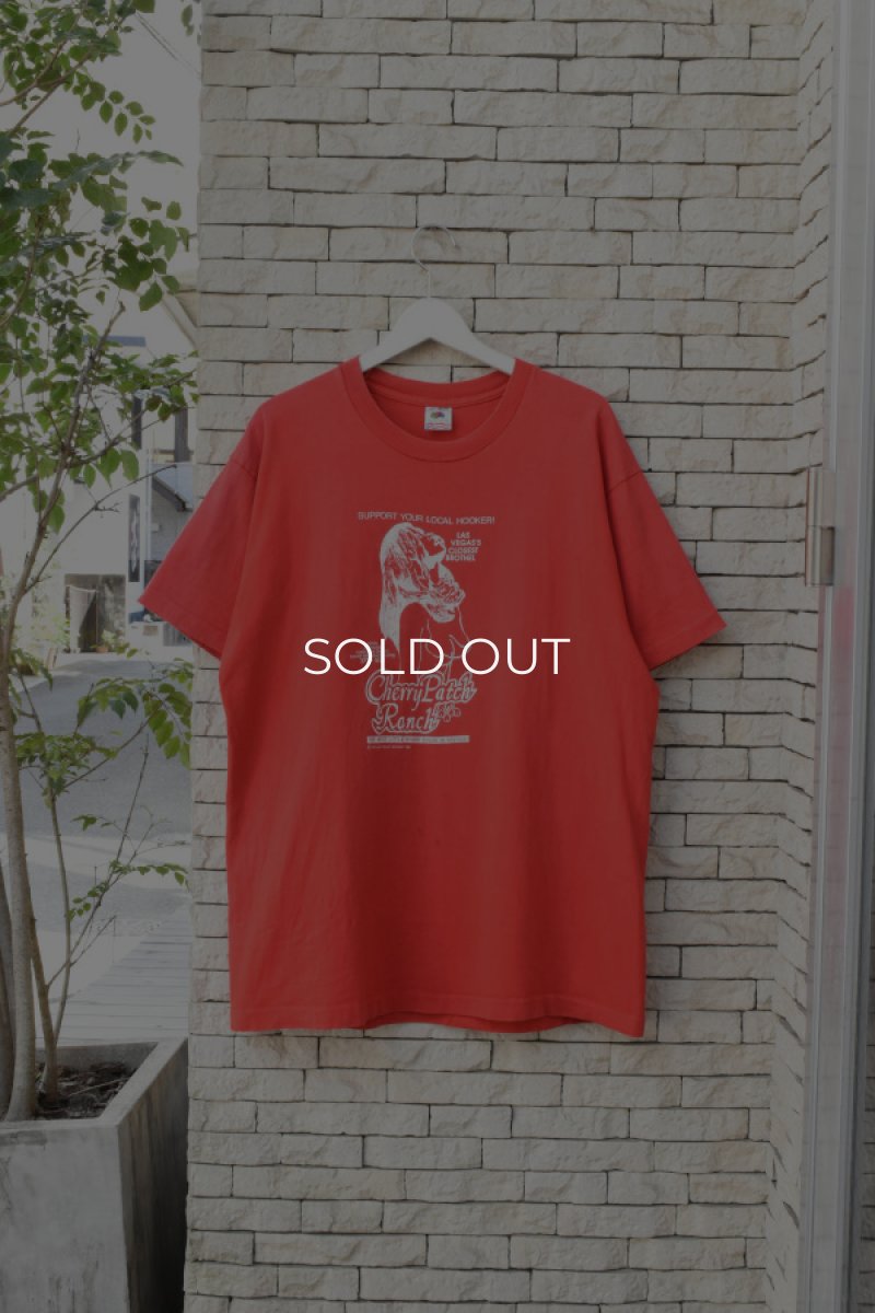 画像1: 90's FRUIT OF THE LOOM S/S printed tee -MADE IN USA- (1)
