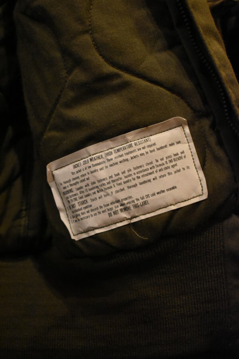 画像5: 90's US ARMY CVC COLD WEATHER NOMEX TANKERS JACKET (5)