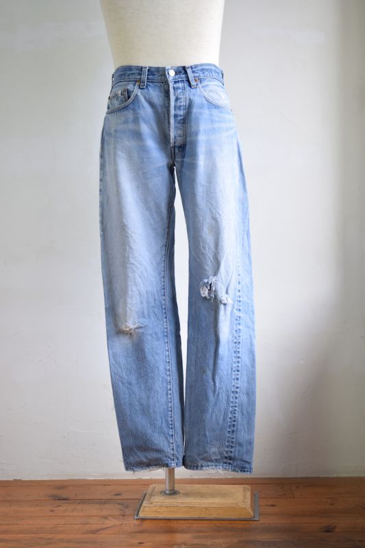 Levi's 501 redline が入荷しました