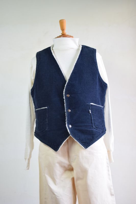 70's Levi's (リーバイス) Corduroy boa vest [NAVY]  が入荷致しました