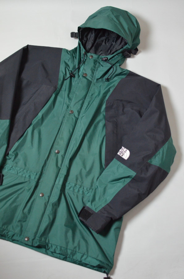 THE NORTH FACE 90s MOUNTAIN JACKET