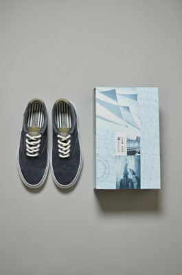 U.S. Navy submarine deck shoes -deadstock -が入荷いたしました。