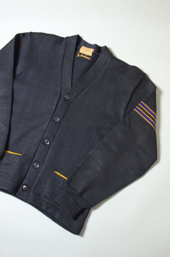50's lettered knit cardigan が入荷しました