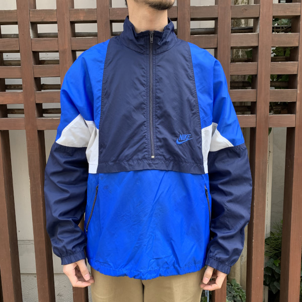 90's NIKE nylon jacket が入荷しました
