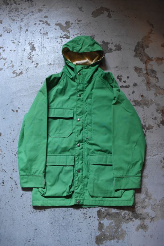 70's Woolrich mountain parka