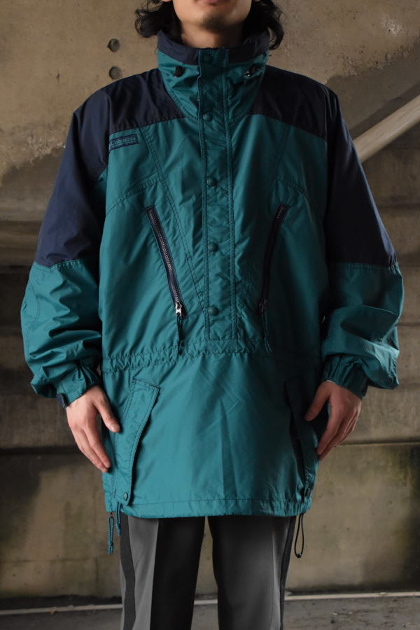 画像1: 90's Columbia nylon P/O jacket (1)